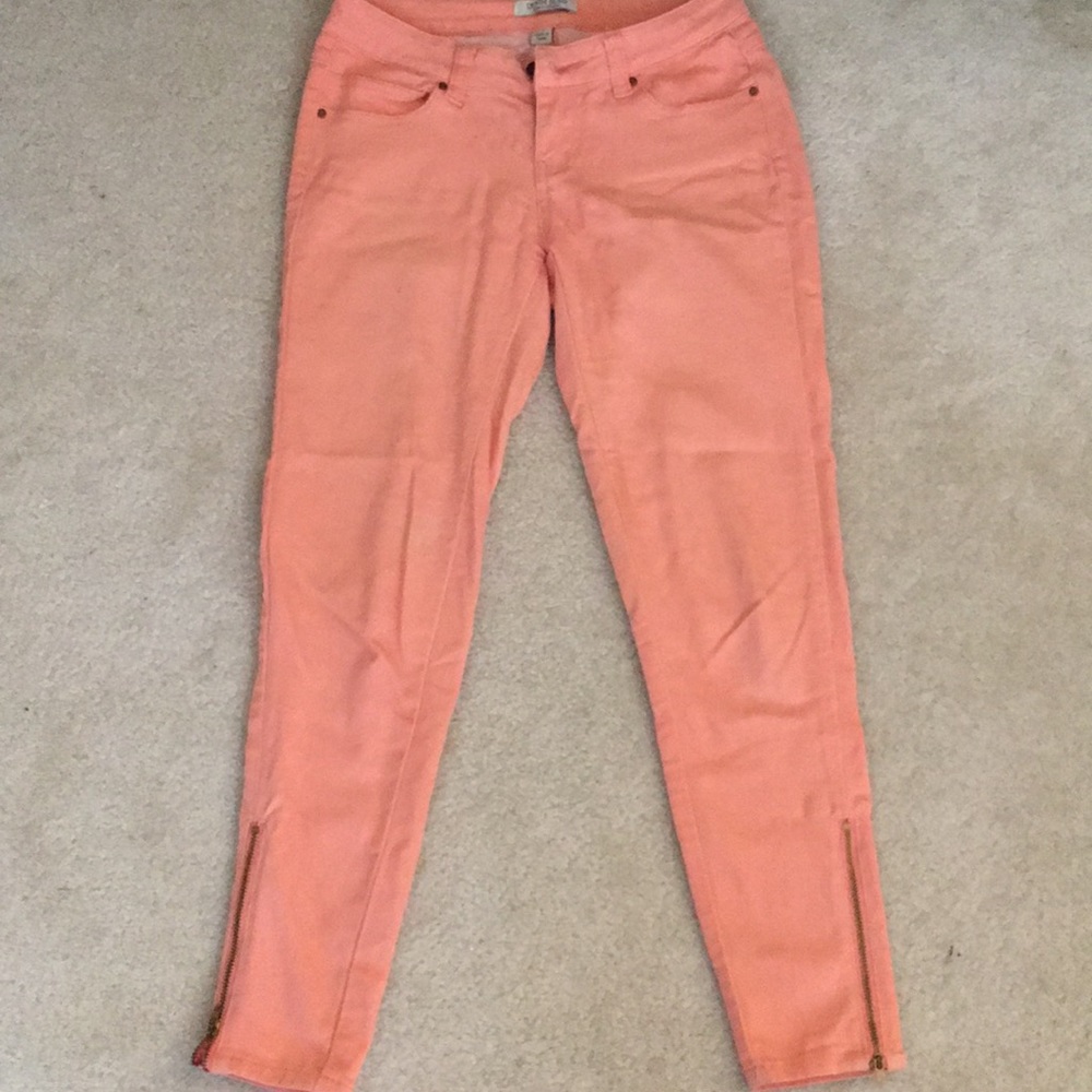 Peach cropped jeans